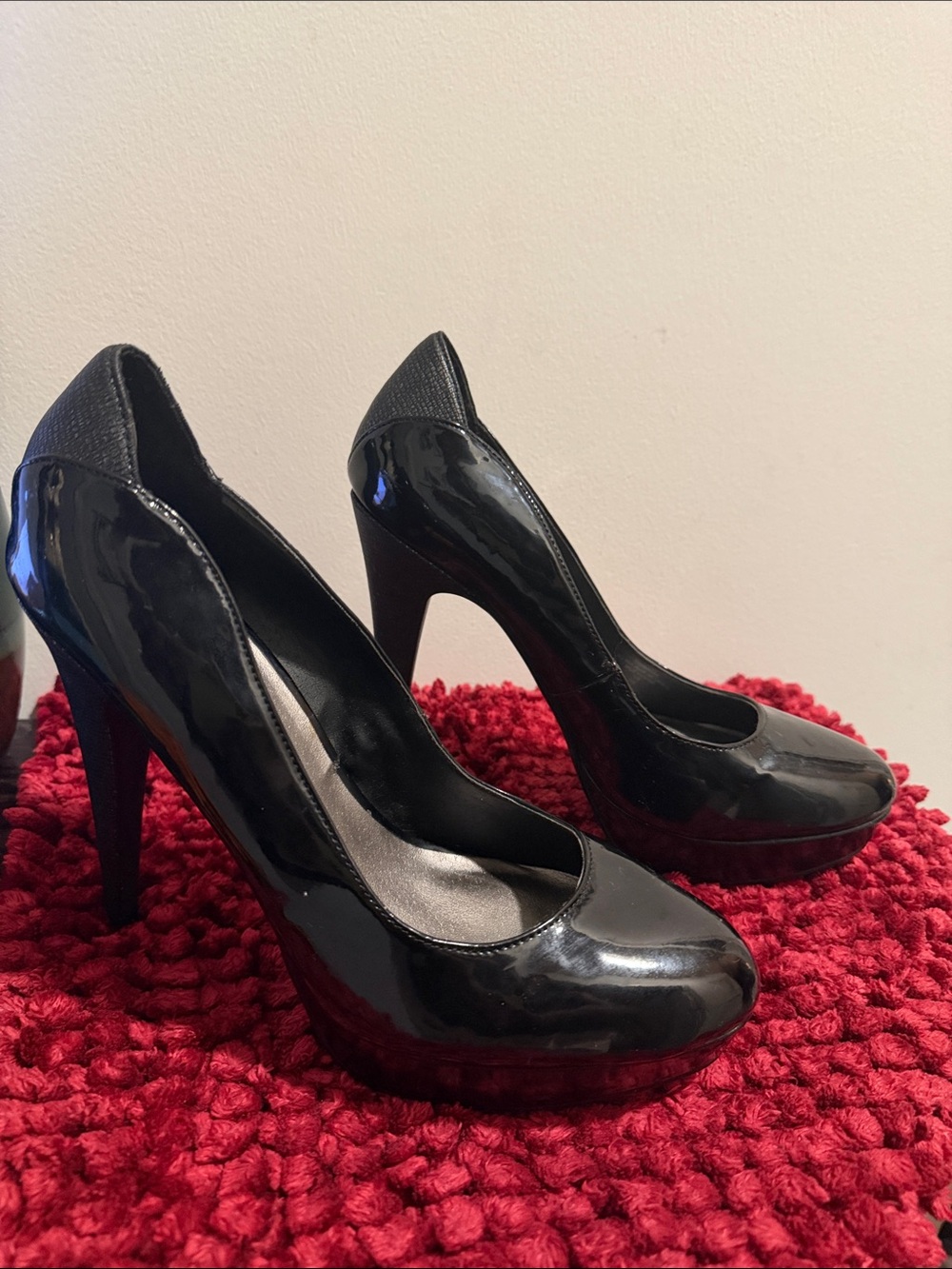 Guess Black Patent Stiletto Pumps with Textured Heel Collar